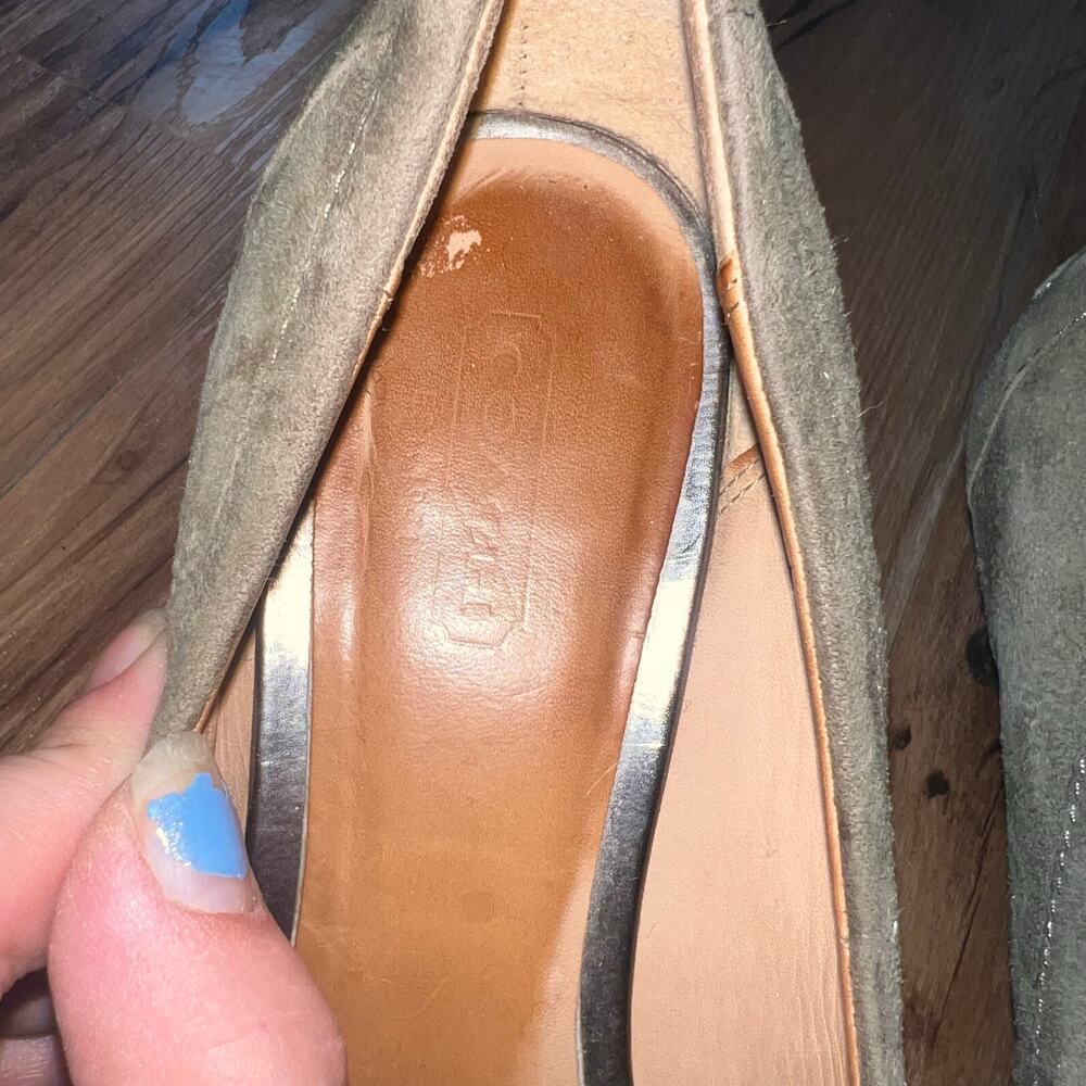 Vintage Coach Taupe Suede Size 7.5 Kitten Heel Pumps Olive Green Pointed Toe - Picture 2 of 12